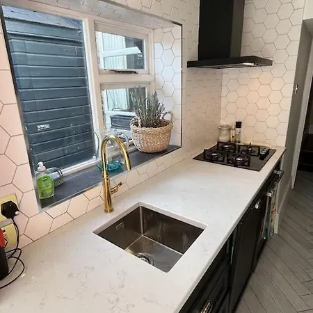The Ranelagh Townhouse Apartment